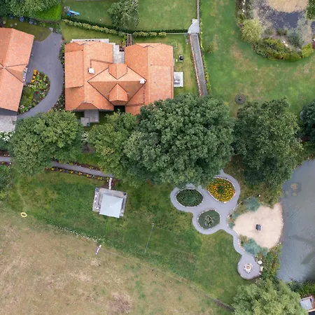 Landhueues Oeverdiek Holiday home